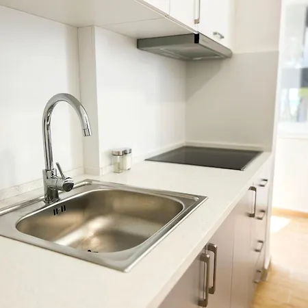Apartment 2 Bedrooms 1032