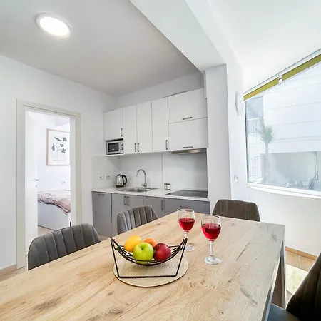 2 Bedrooms 1032 Apartment Golem (Tirana)