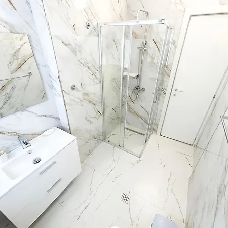 2 Bedrooms 1032 Apartment Golem (Tirana)